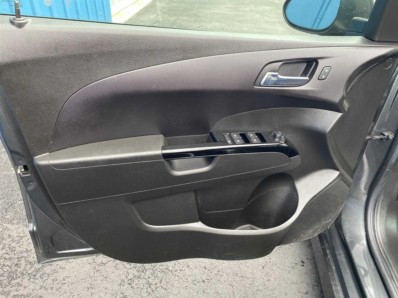 Chevrolet Sonic RS Auto 5-Door 2020