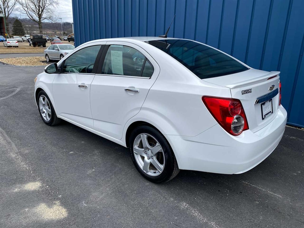 Chevrolet Sonic LTZ Auto Sedan 2014