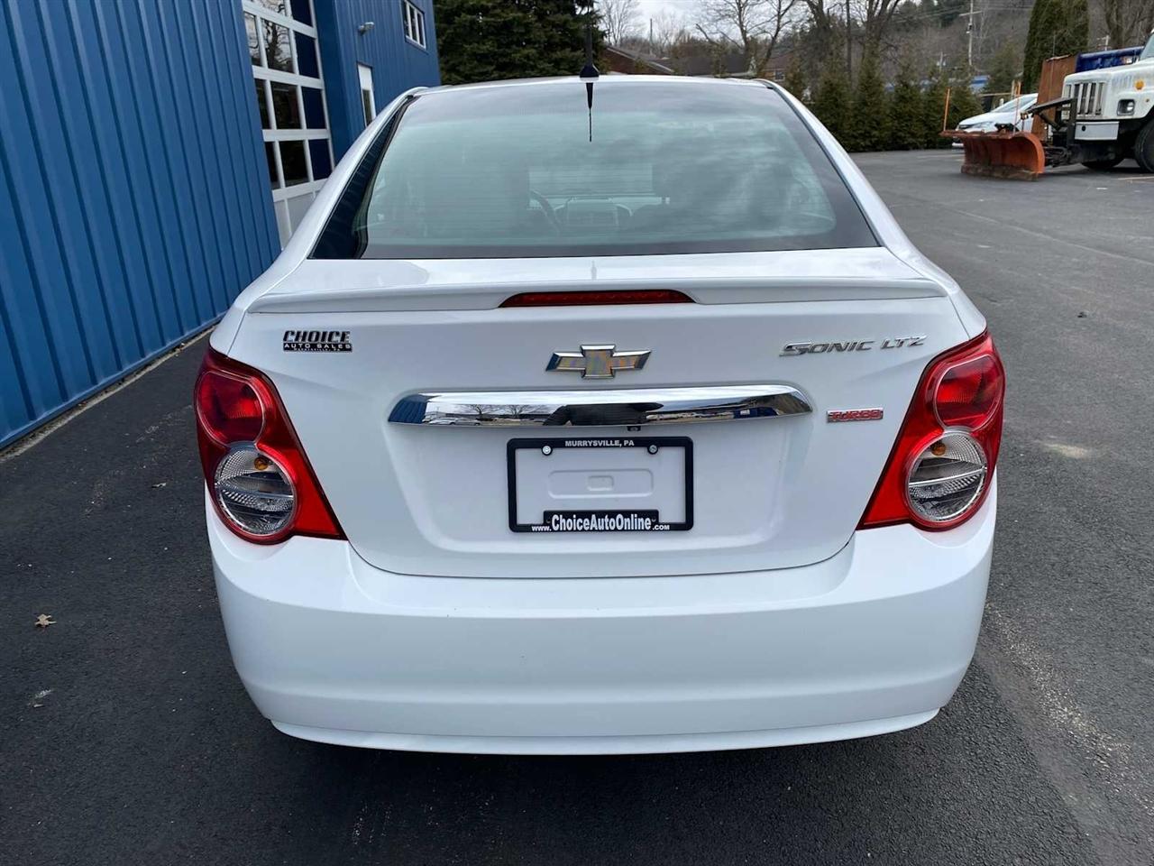 Chevrolet Sonic LTZ Auto Sedan 2014
