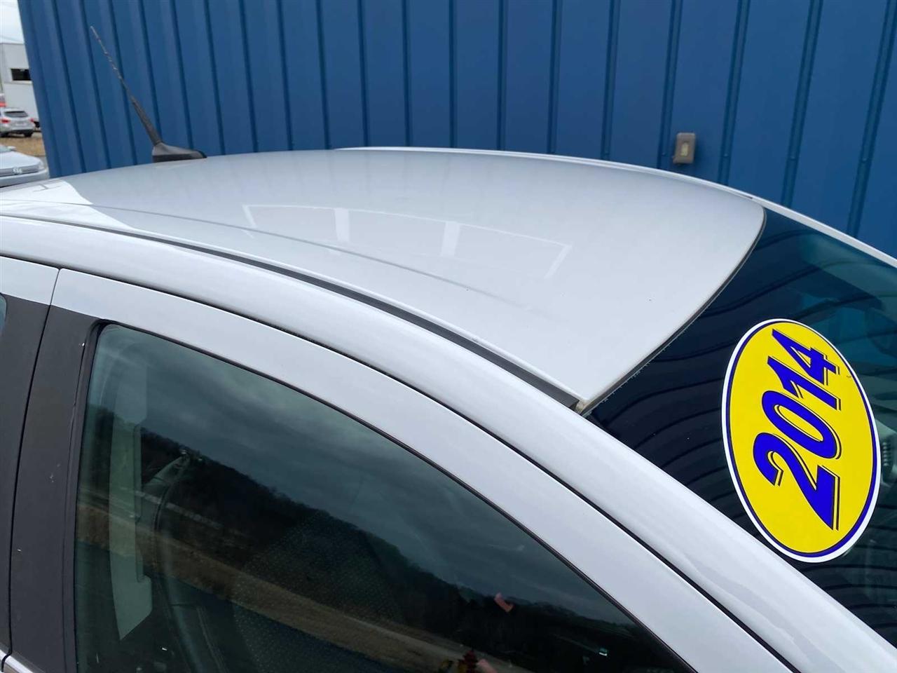 Chevrolet Sonic LTZ Auto Sedan 2014