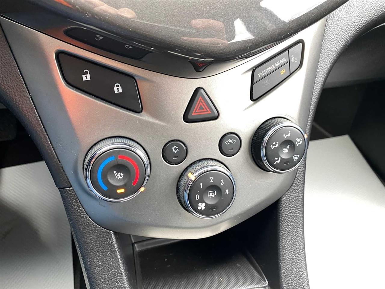 Chevrolet Sonic LTZ Auto Sedan 2014