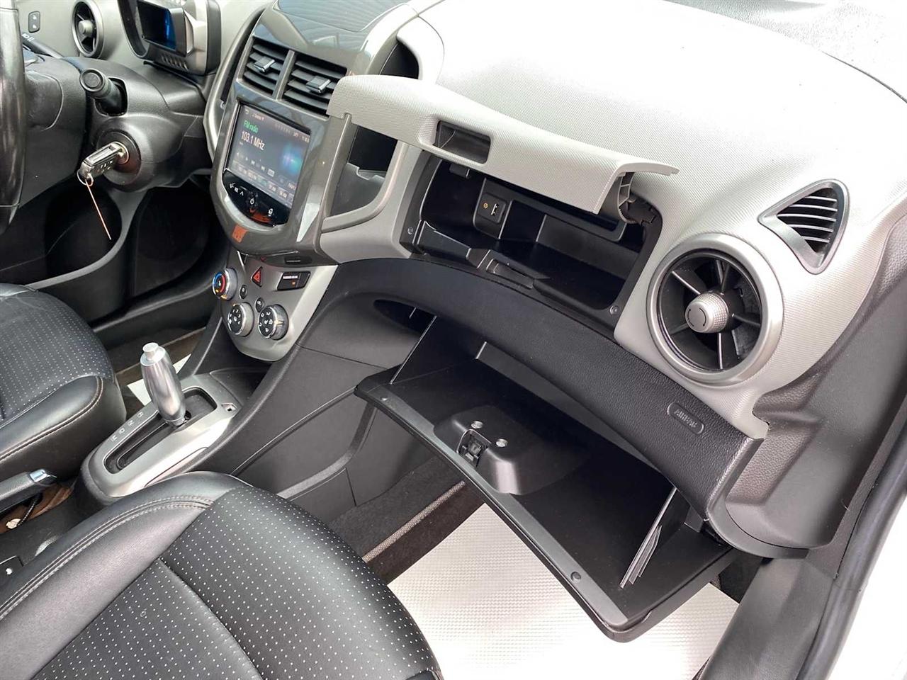 Chevrolet Sonic LTZ Auto Sedan 2014