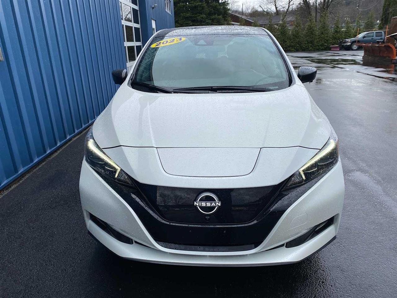 Nissan Leaf SV 2023