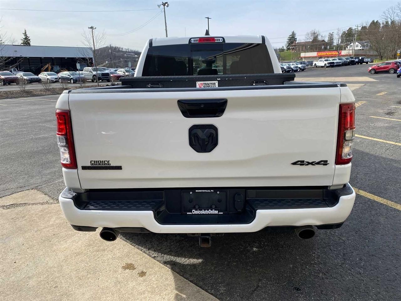 RAM 1500 Big Horn Crew Cab SWB 4WD 2023