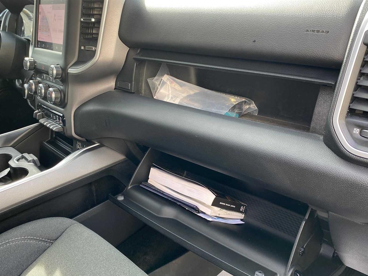 RAM 1500 Big Horn Crew Cab SWB 4WD 2023