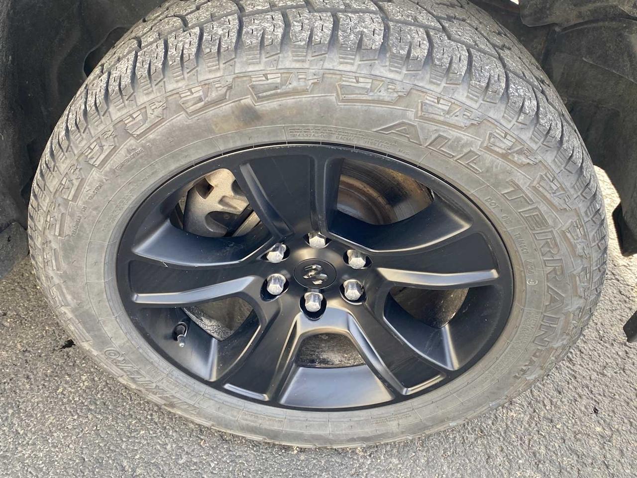 RAM 1500 Big Horn Crew Cab SWB 4WD 2023