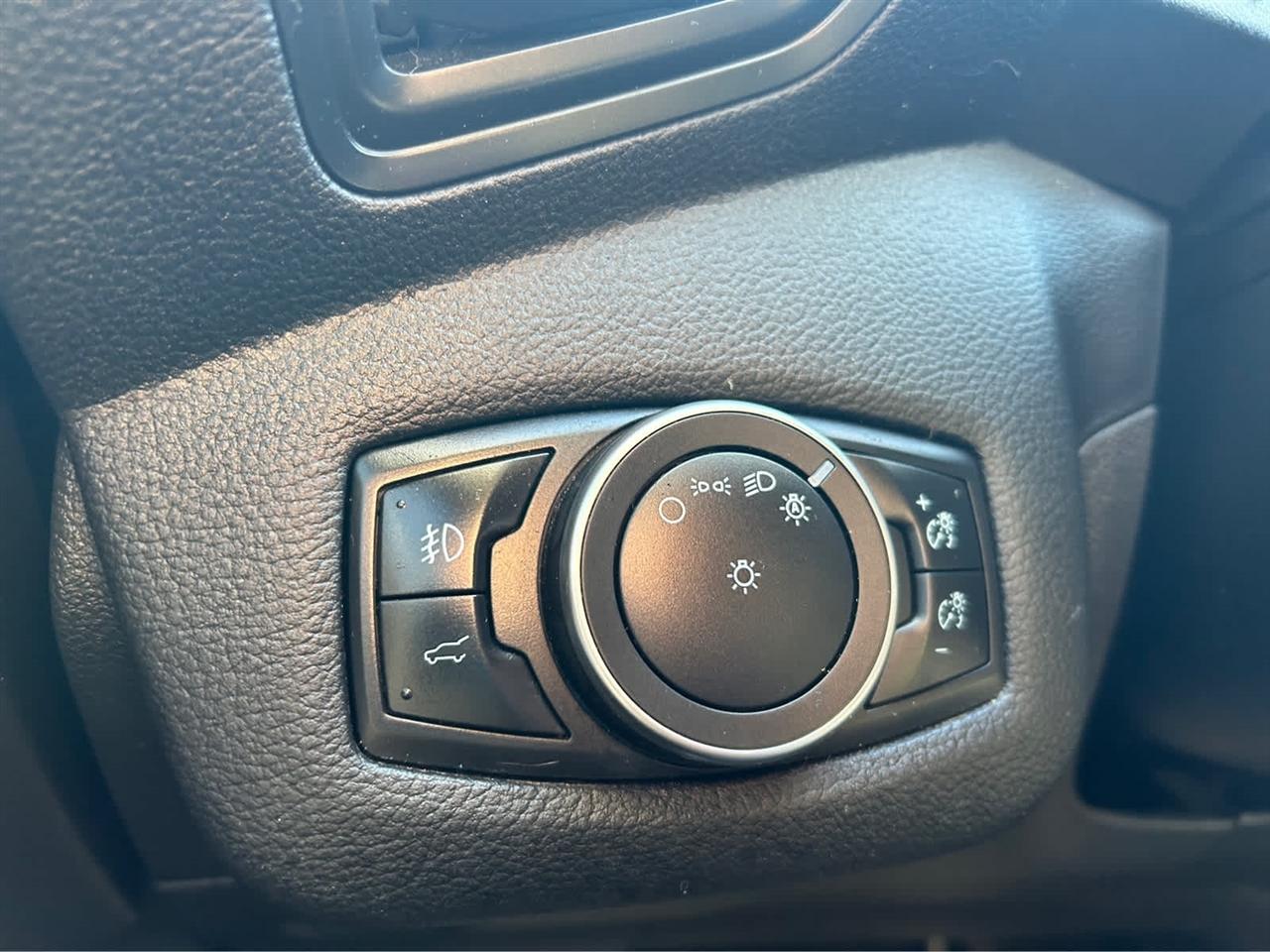 Ford Escape SEL 4WD 2019