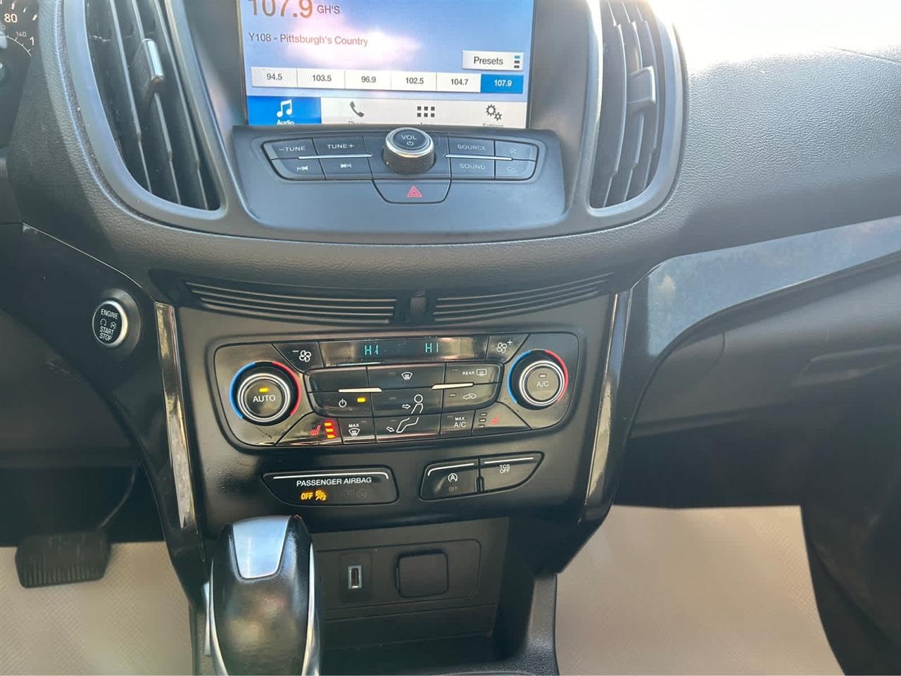 Ford Escape SEL 4WD 2019