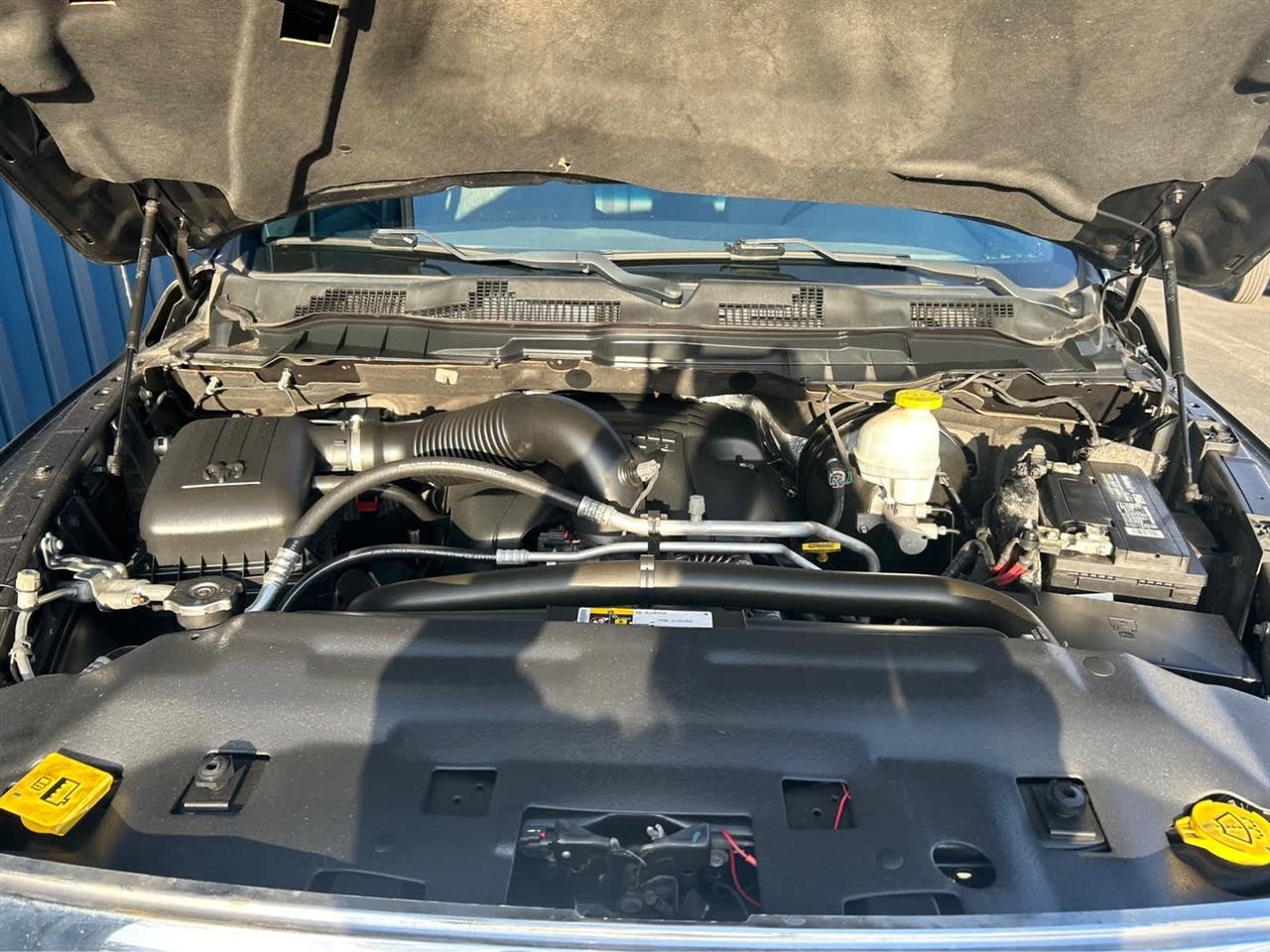 RAM 1500 SLT Crew Cab SWB 4WD 2018