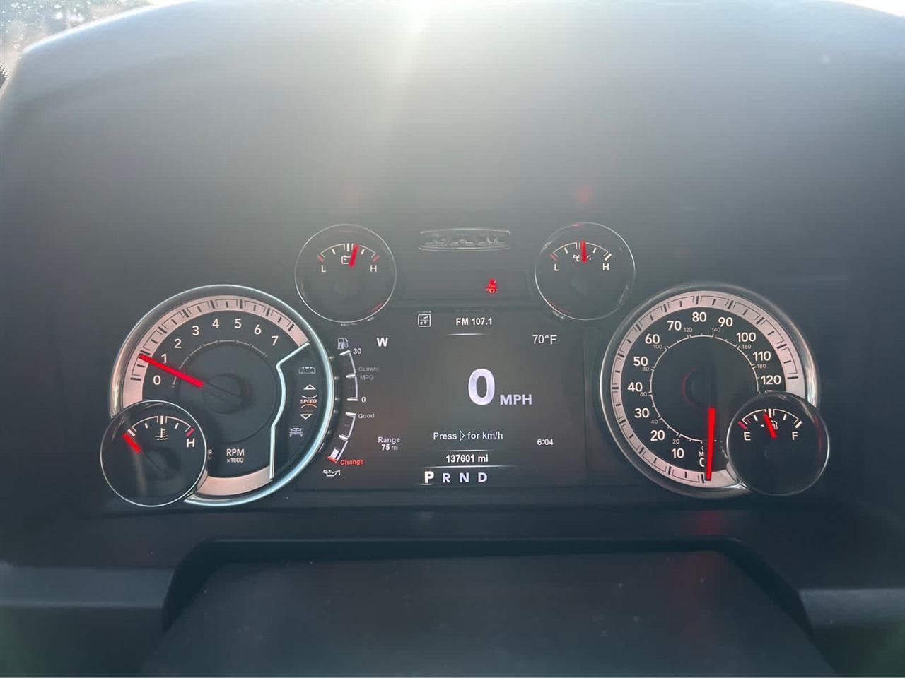 RAM 1500 SLT Crew Cab SWB 4WD 2018