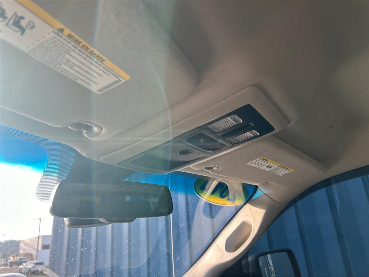 RAM 1500 SLT Crew Cab SWB 4WD 2018