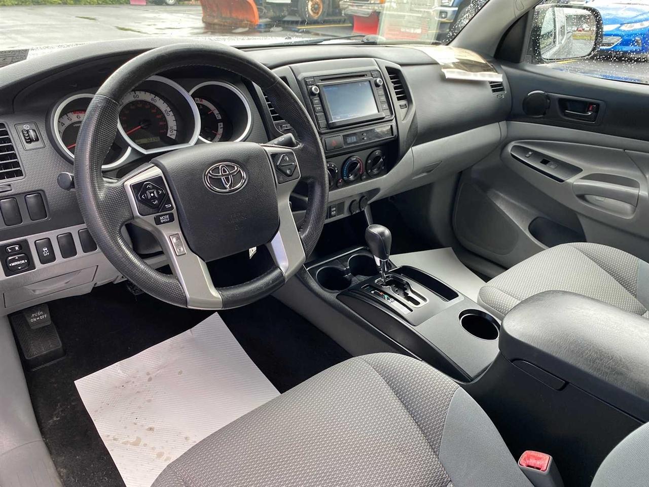 Toyota Tacoma Access Cab I4 4AT 2WD 2014