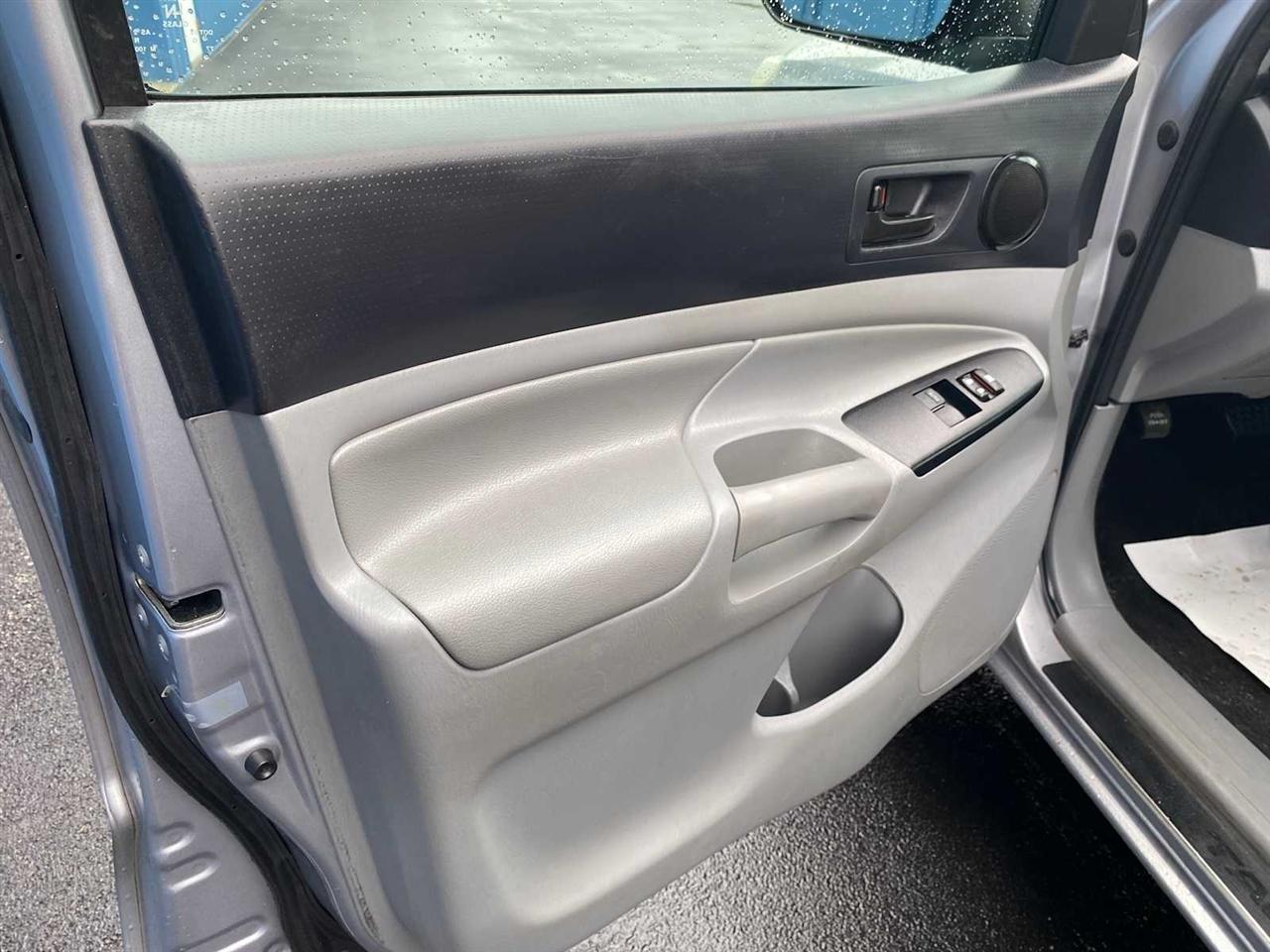 Toyota Tacoma Access Cab I4 4AT 2WD 2014