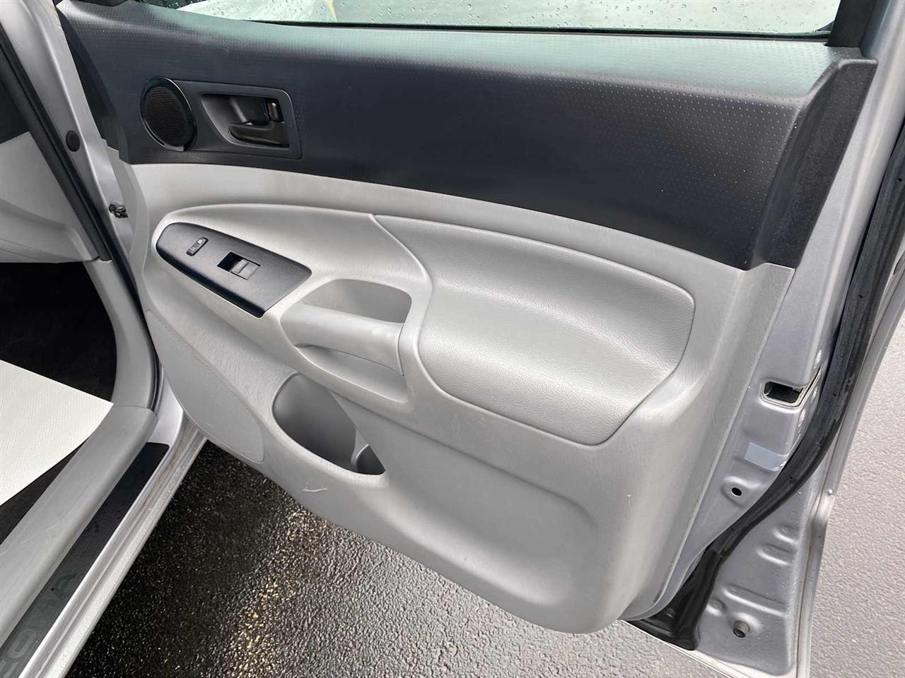 Toyota Tacoma Access Cab I4 4AT 2WD 2014