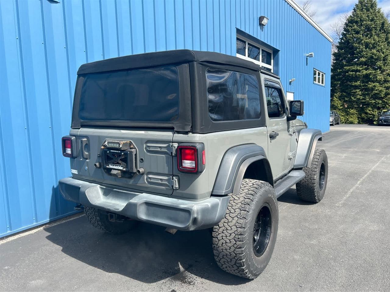 Jeep Wrangler Sport 4WD 2019