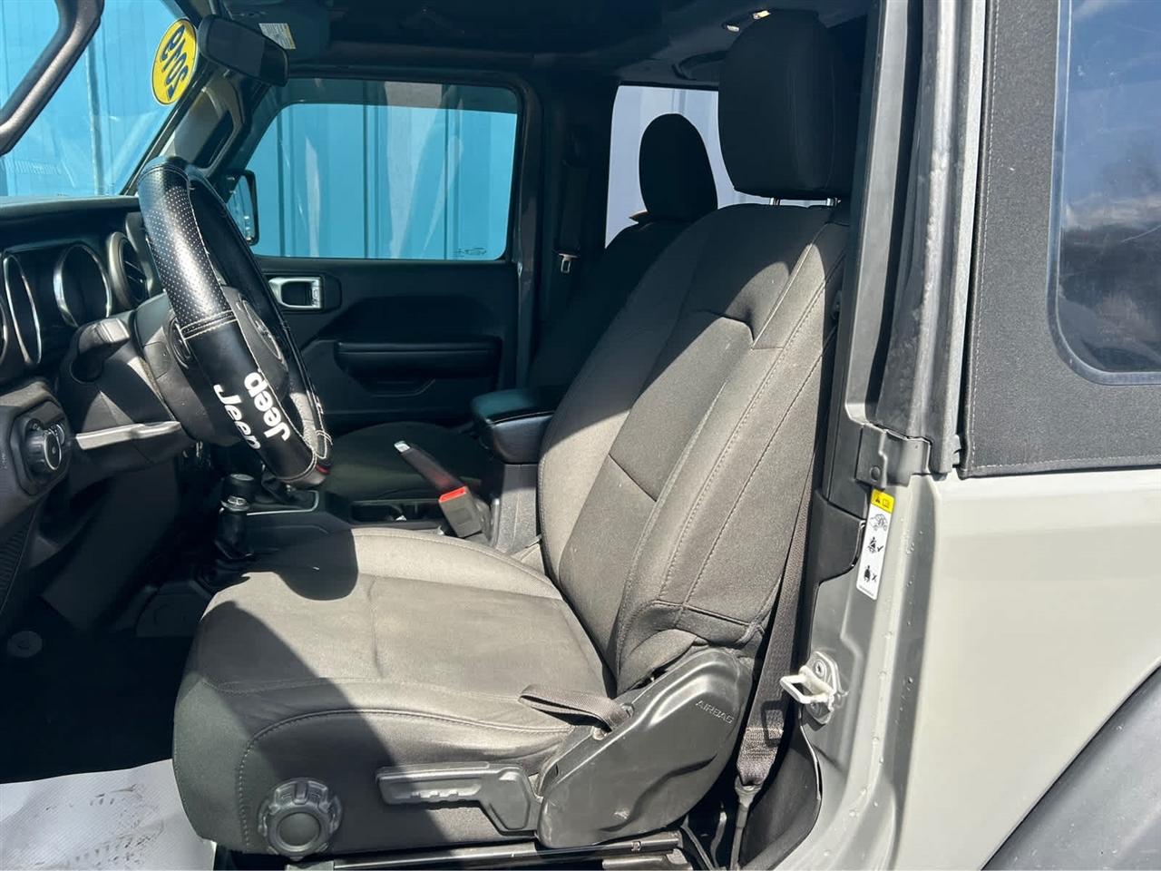 Jeep Wrangler Sport 4WD 2019