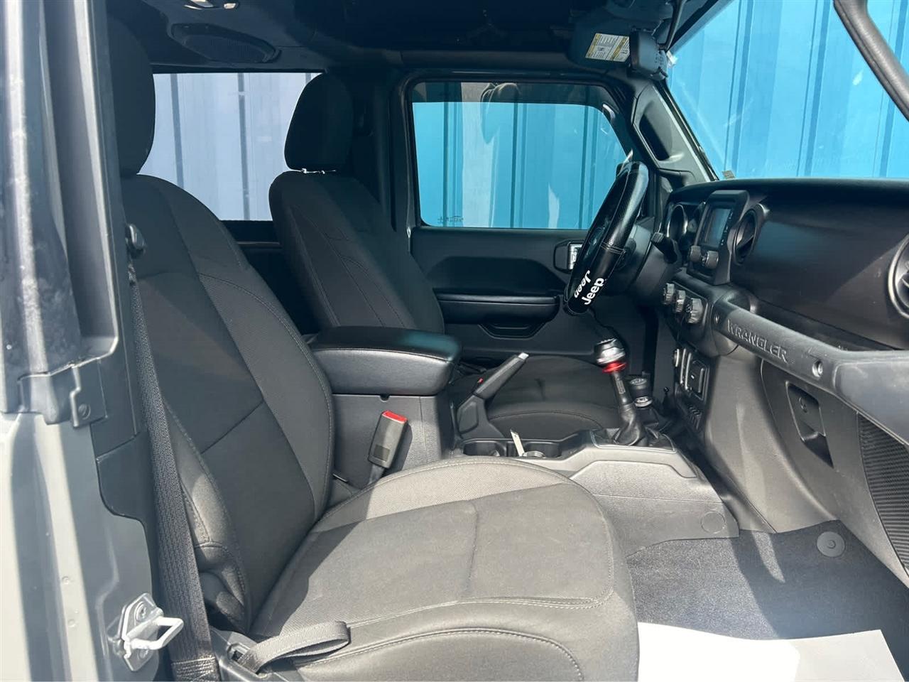 Jeep Wrangler Sport 4WD 2019