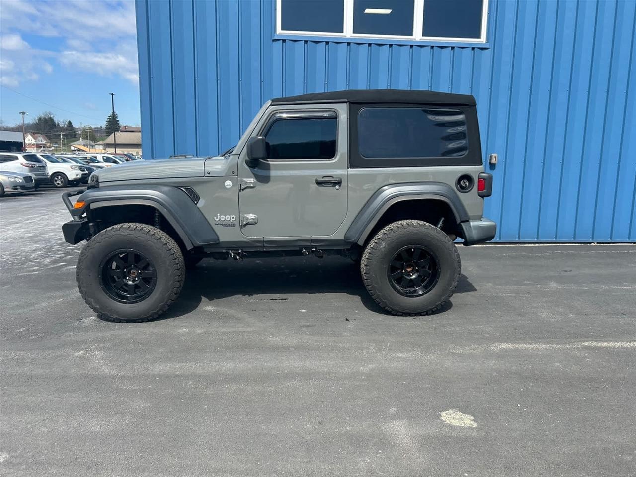 Jeep Wrangler Sport 4WD 2019