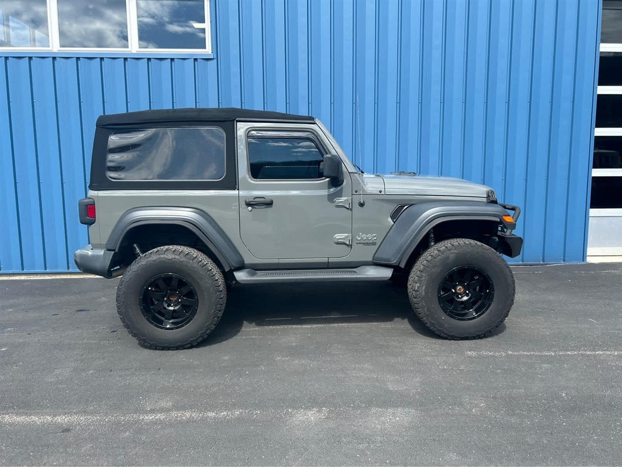 Jeep Wrangler Sport 4WD 2019