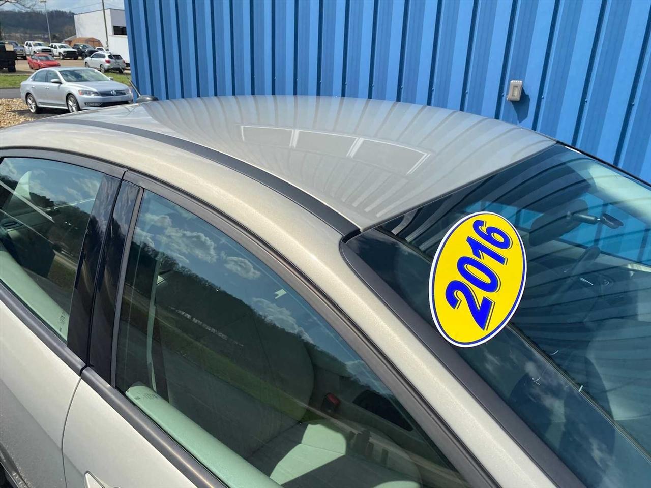 Ford Focus SE Sedan 2016