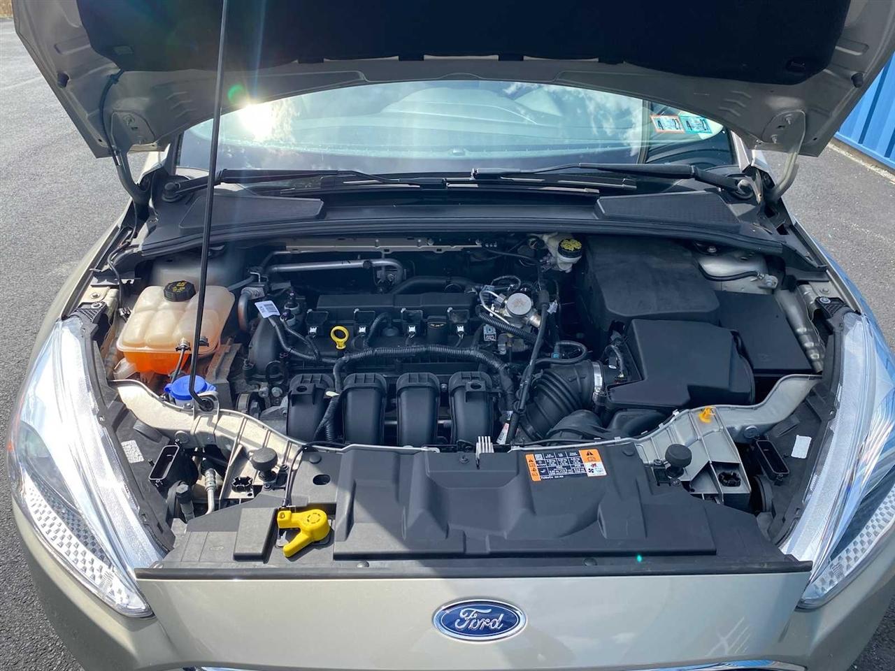 Ford Focus SE Sedan 2016