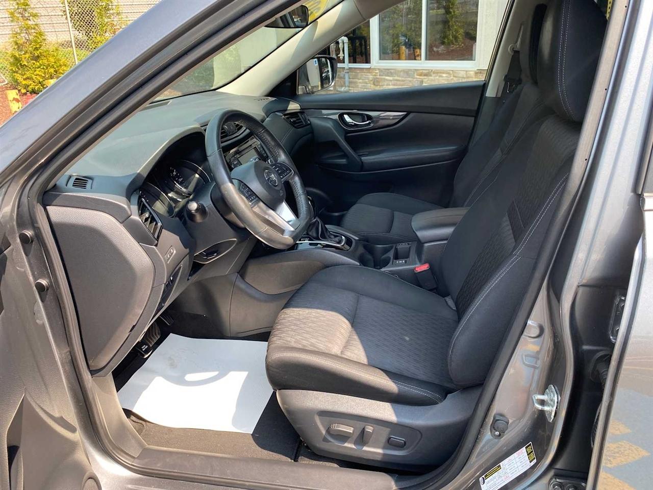 Nissan Rogue SV AWD 2018