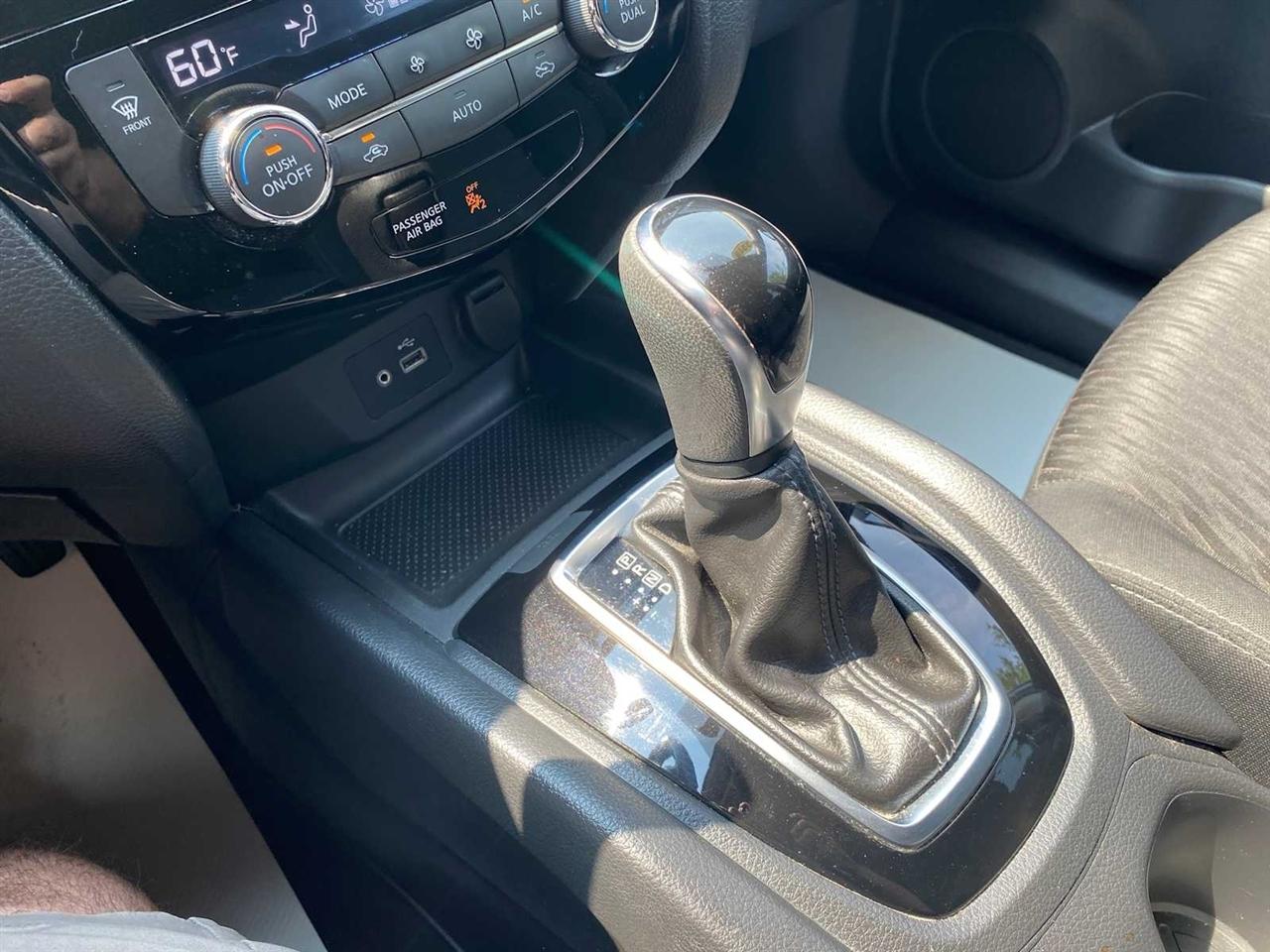Nissan Rogue SV AWD 2018