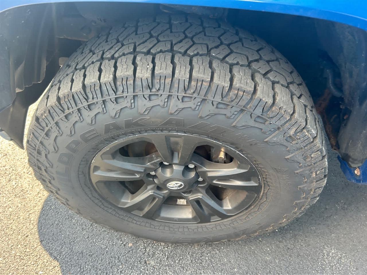 Toyota Tacoma TRD Sport Access Cab 6' Bed V6 4x4 AT (Natl) 2017