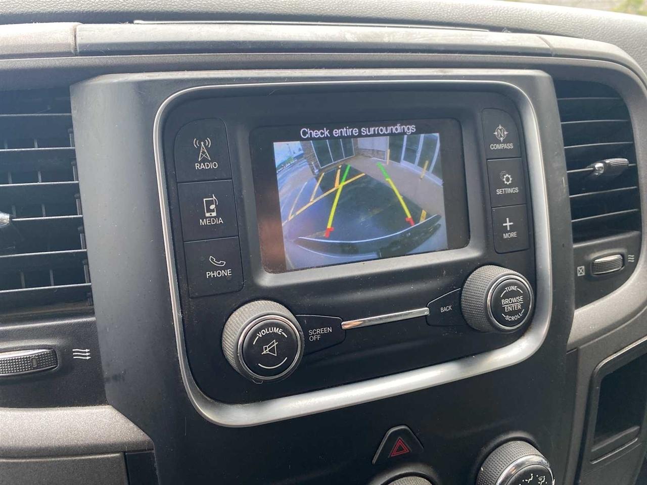 RAM 1500 Classic Express 4x4 Crew Cab 5'7" Box 2019