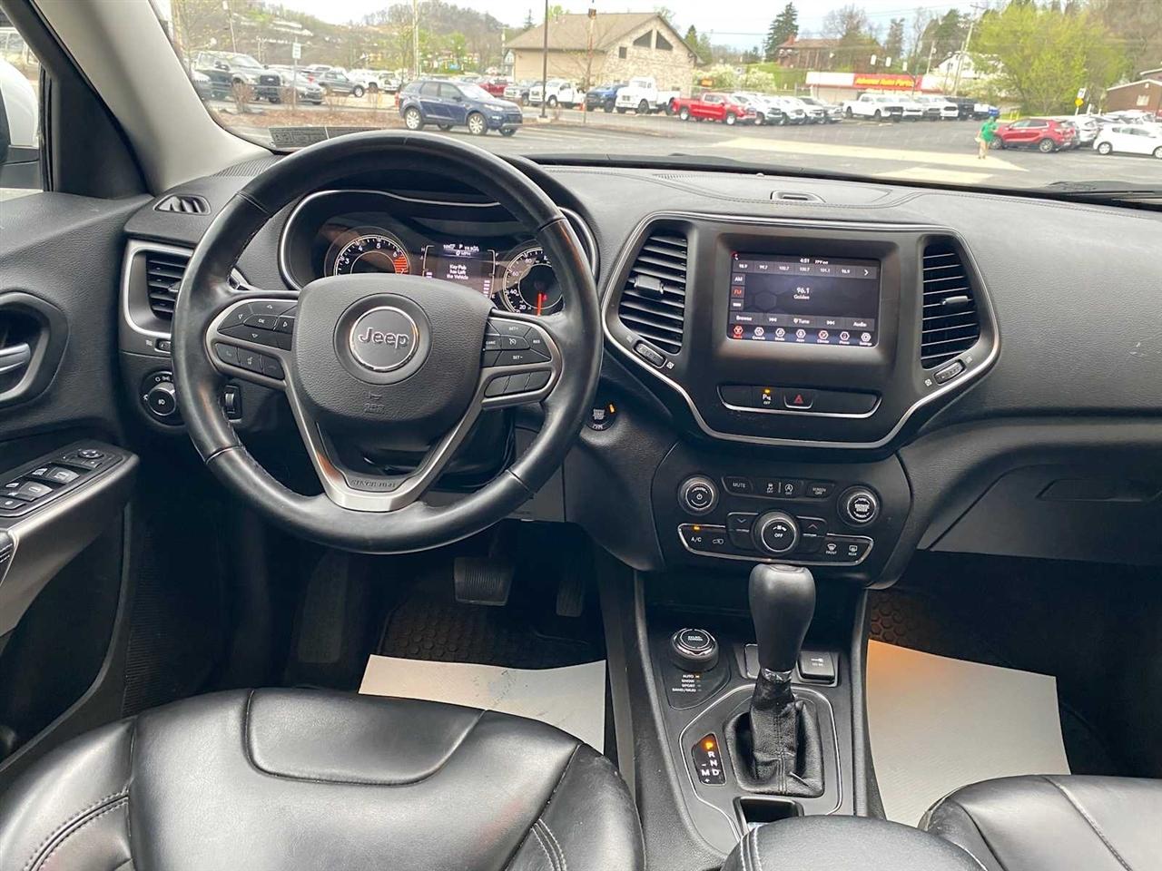 Jeep Cherokee Latitude Plus 4WD 2019