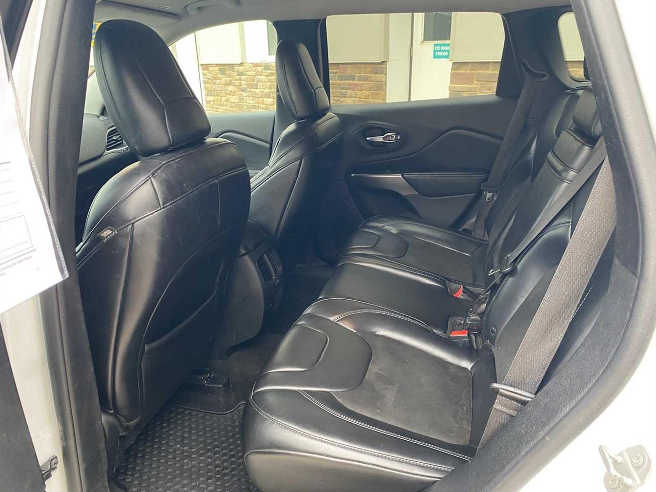 Jeep Cherokee Latitude Plus 4WD 2019