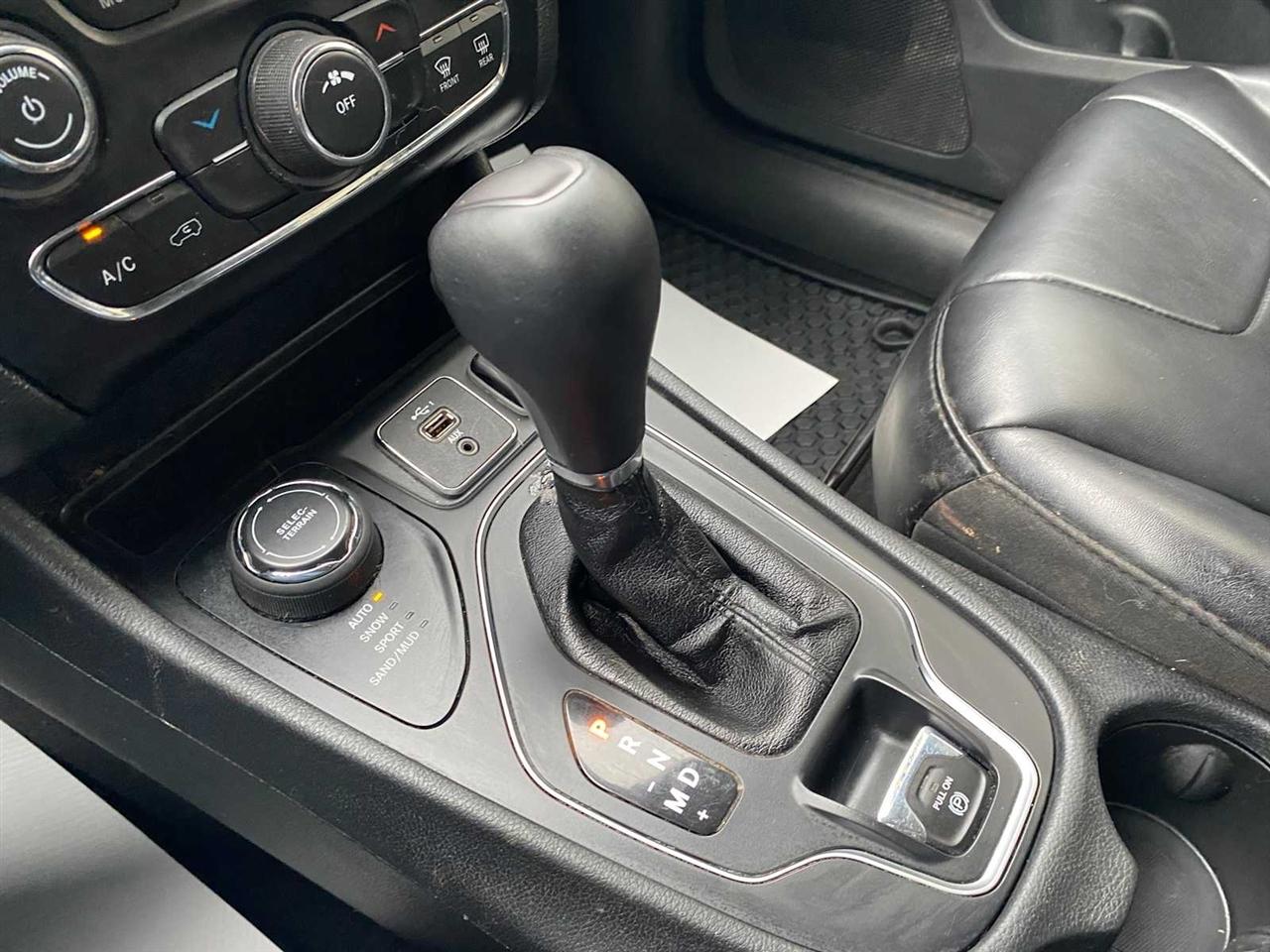 Jeep Cherokee Latitude Plus 4WD 2019