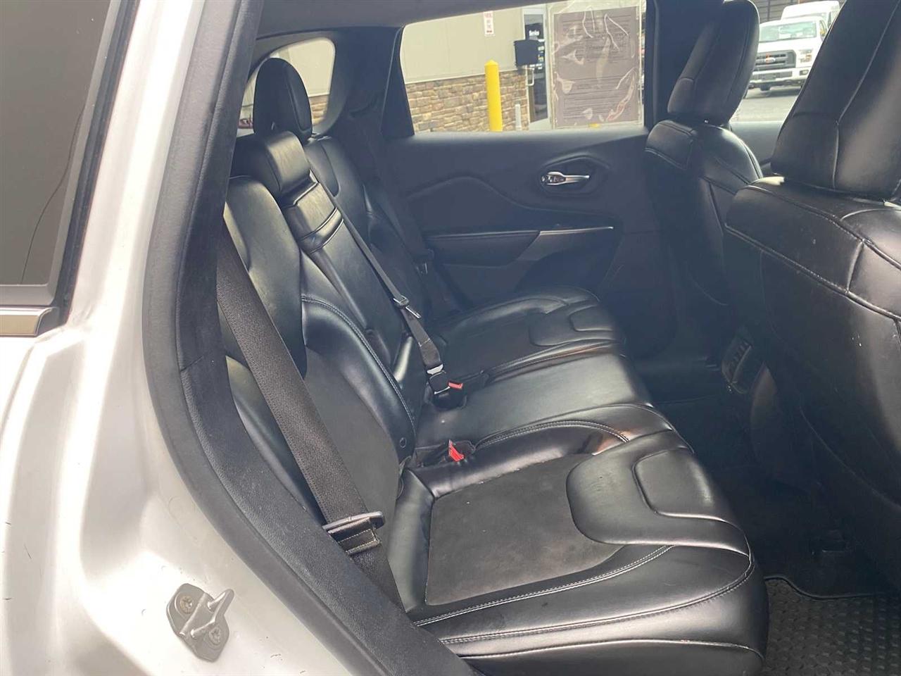 Jeep Cherokee Latitude Plus 4WD 2019