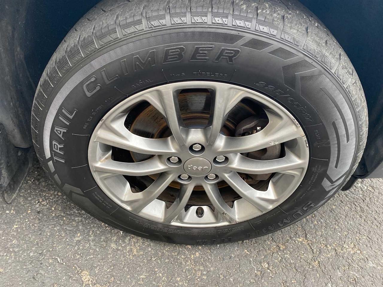 Jeep Cherokee Latitude Plus 4WD 2019