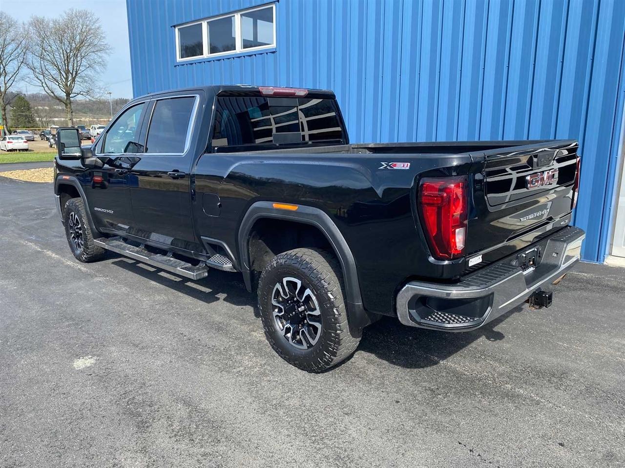 GMC Sierra 2500HD SLE Crew Cab 4WD 2020
