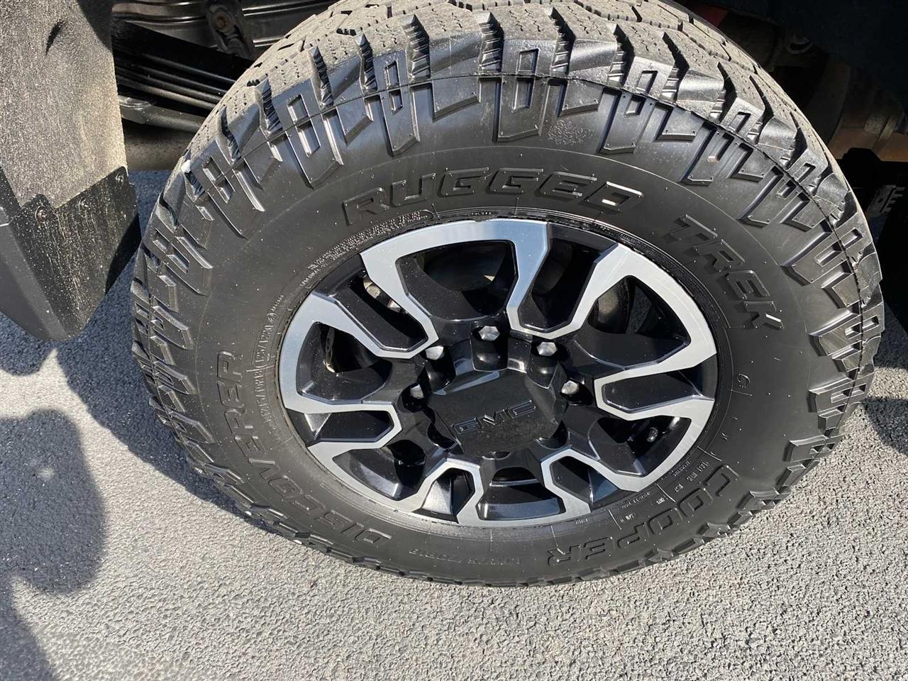 GMC Sierra 2500HD SLE Crew Cab 4WD 2020