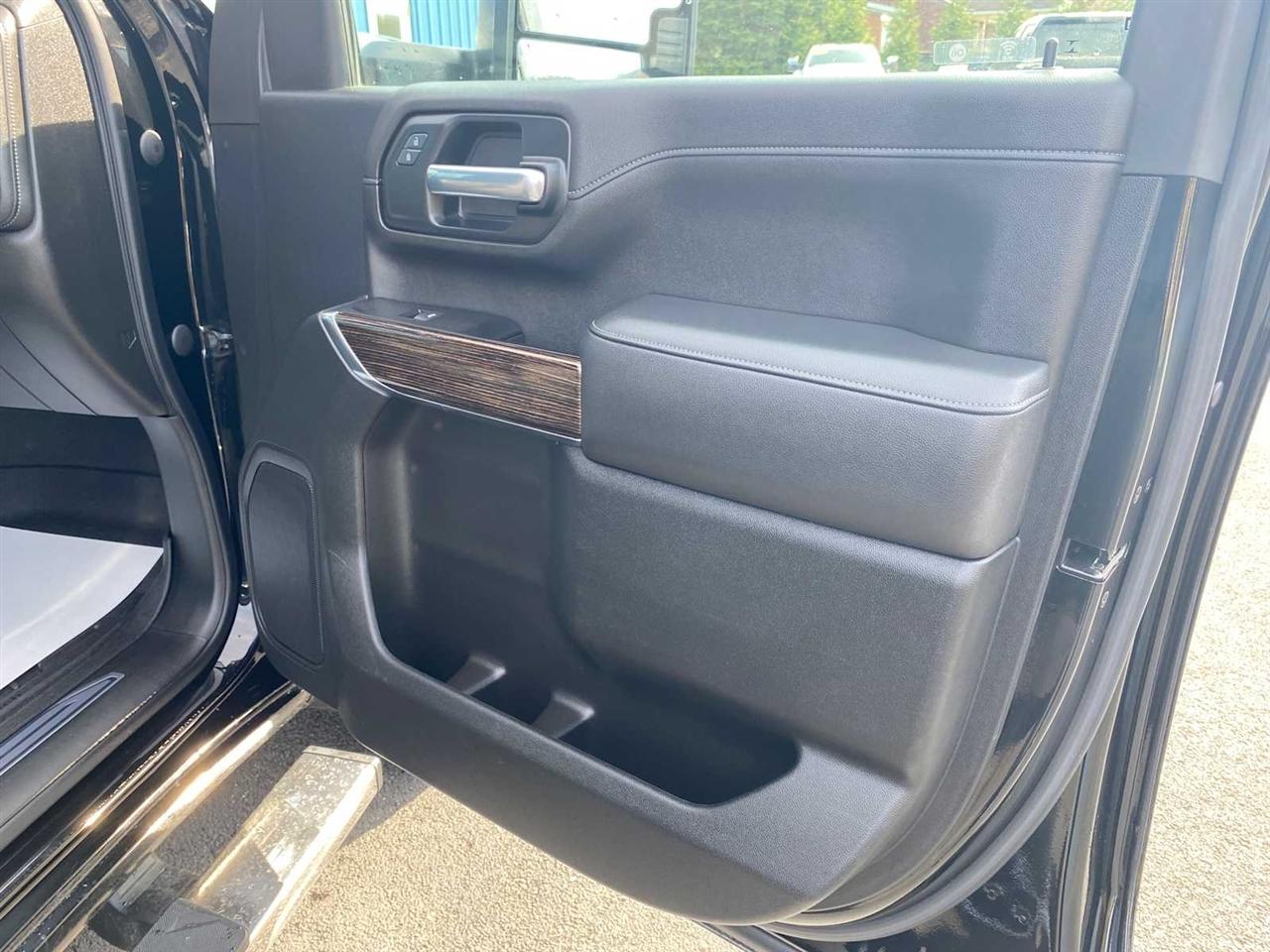 GMC Sierra 2500HD SLE Crew Cab 4WD 2020