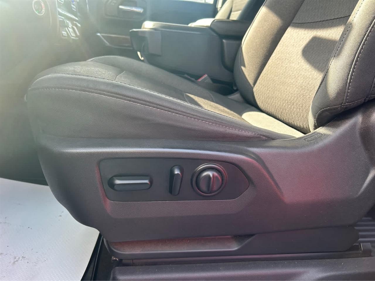 GMC Sierra 1500 SLE Double Cab 4WD 2019