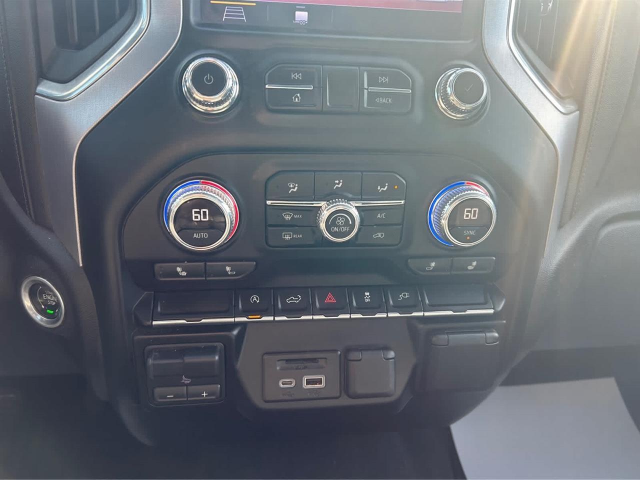 GMC Sierra 1500 SLE Double Cab 4WD 2019