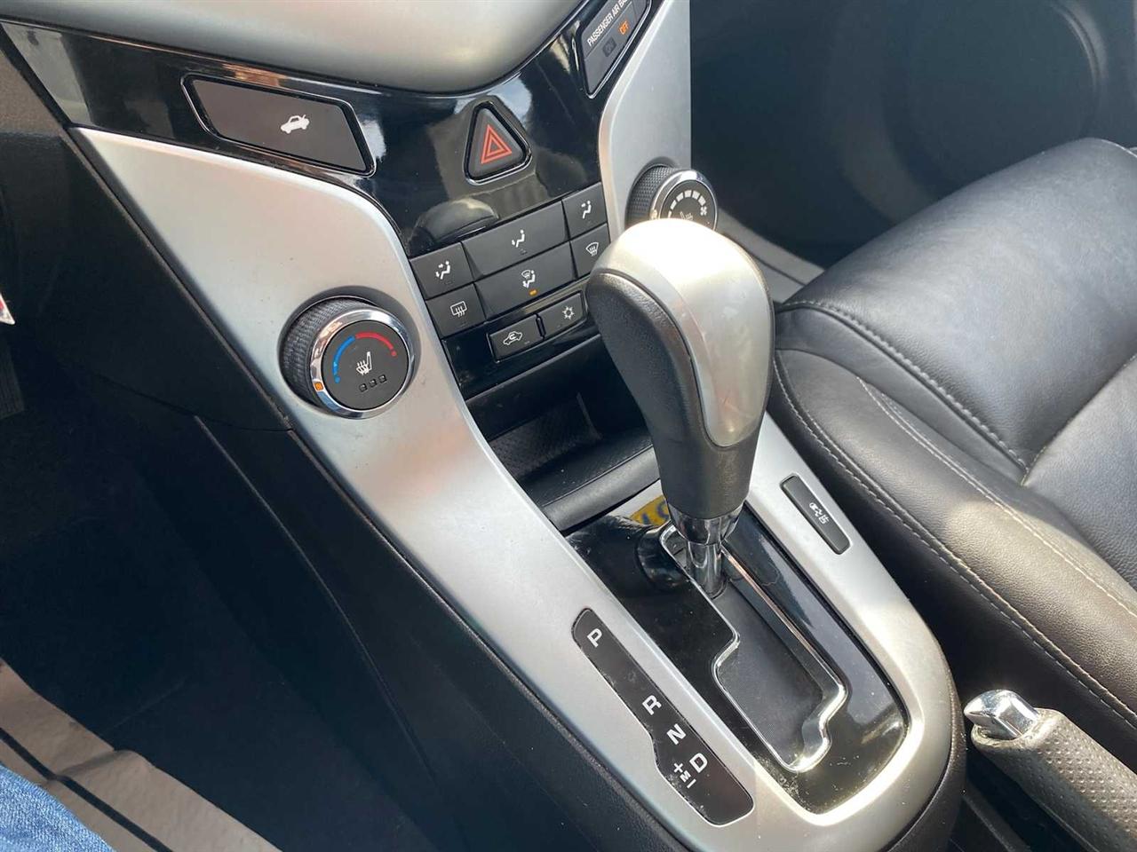 Chevrolet Cruze 2LT Auto 2015