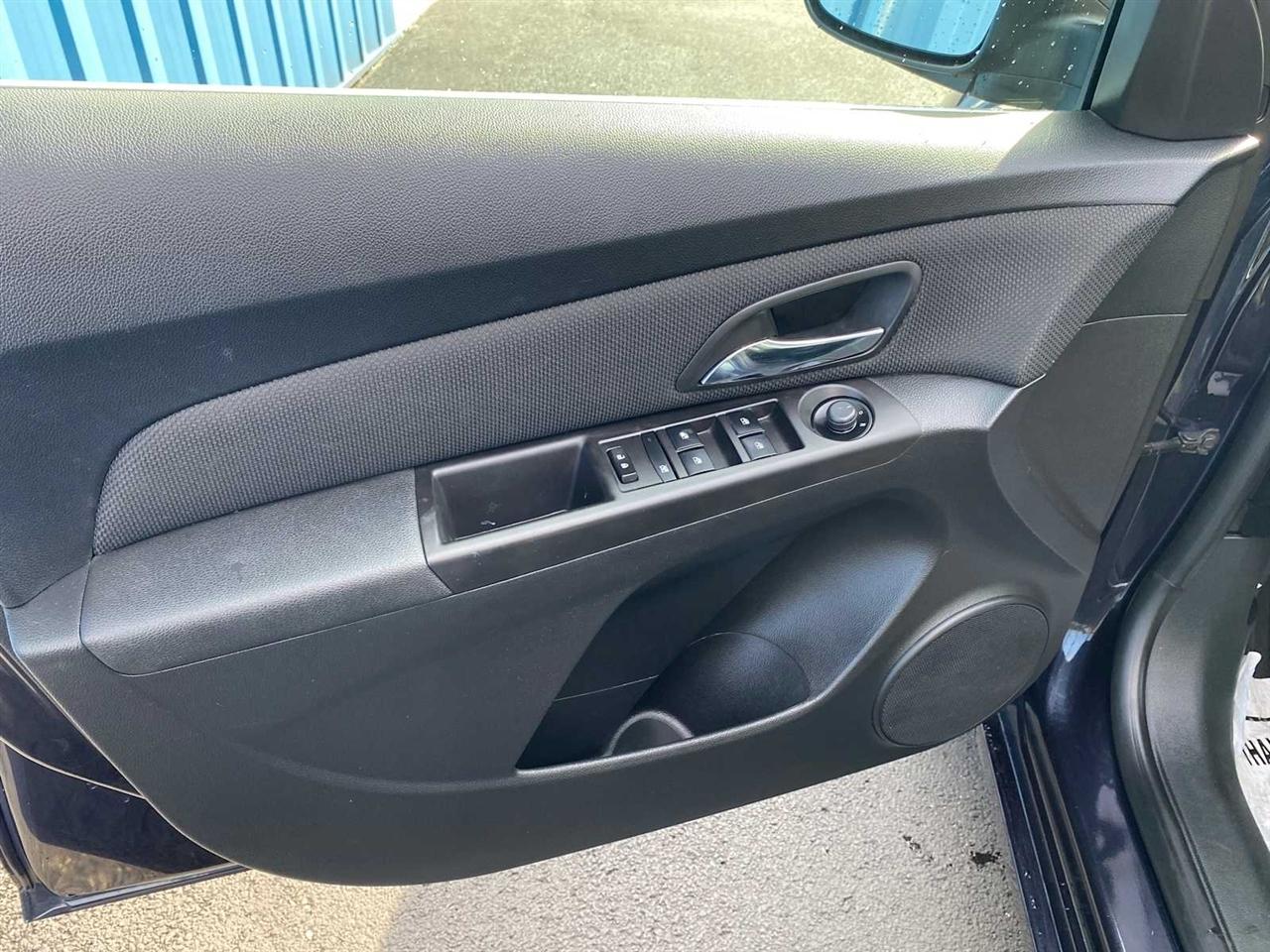 Chevrolet Cruze 2LT Auto 2015