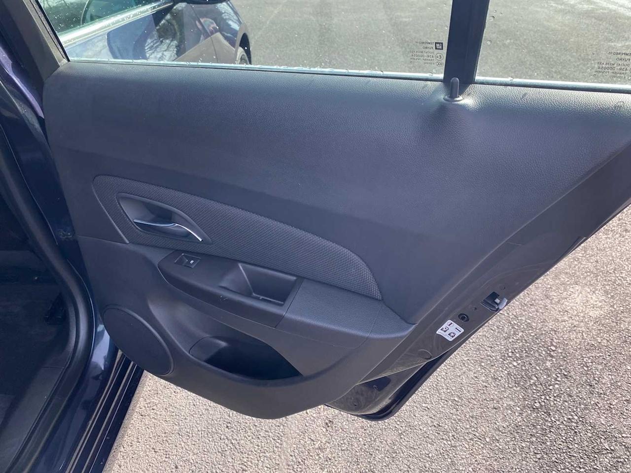 Chevrolet Cruze 2LT Auto 2015