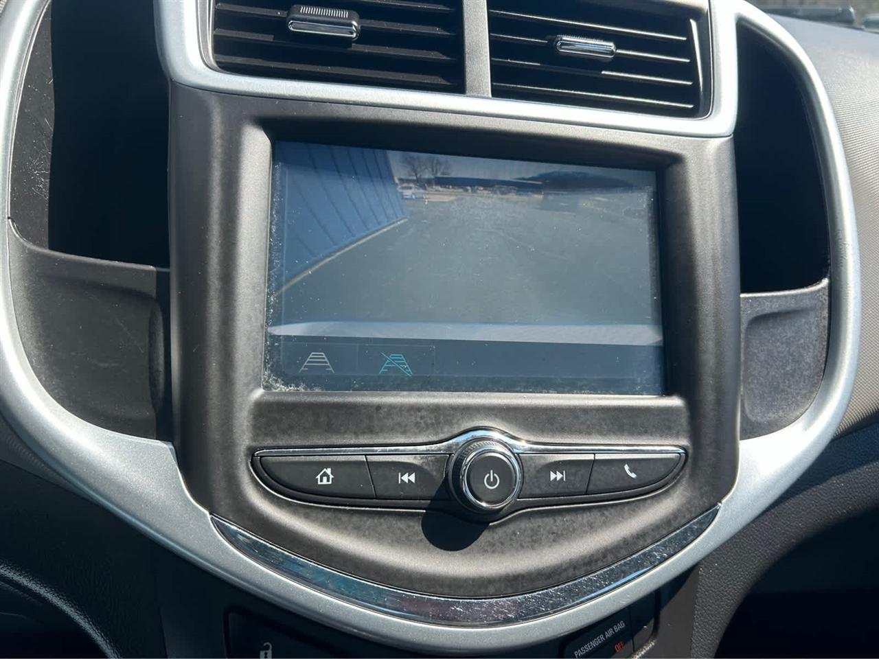 Chevrolet Sonic LS Auto Sedan 2017