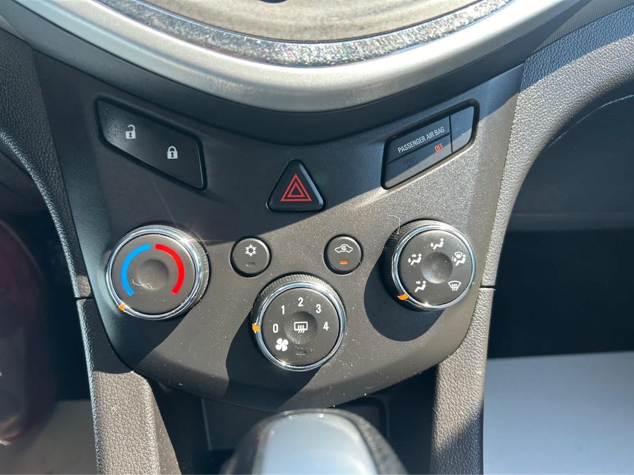 Chevrolet Sonic LS Auto Sedan 2017