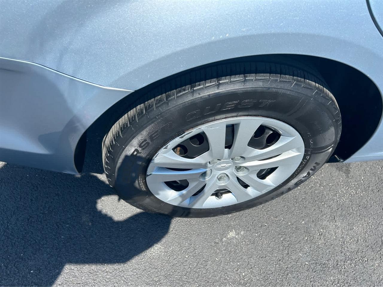 Chevrolet Sonic LS Auto Sedan 2017