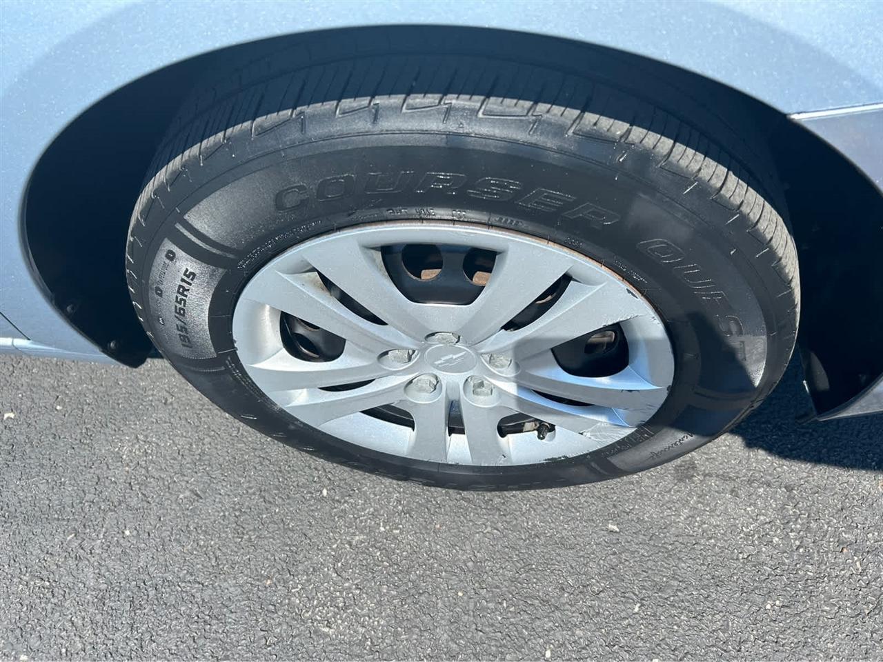 Chevrolet Sonic LS Auto Sedan 2017