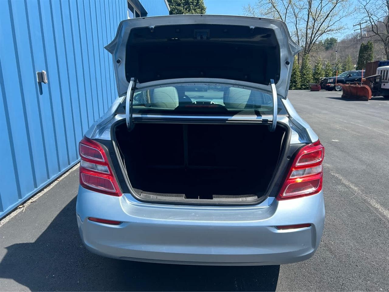 Chevrolet Sonic LS Auto Sedan 2017