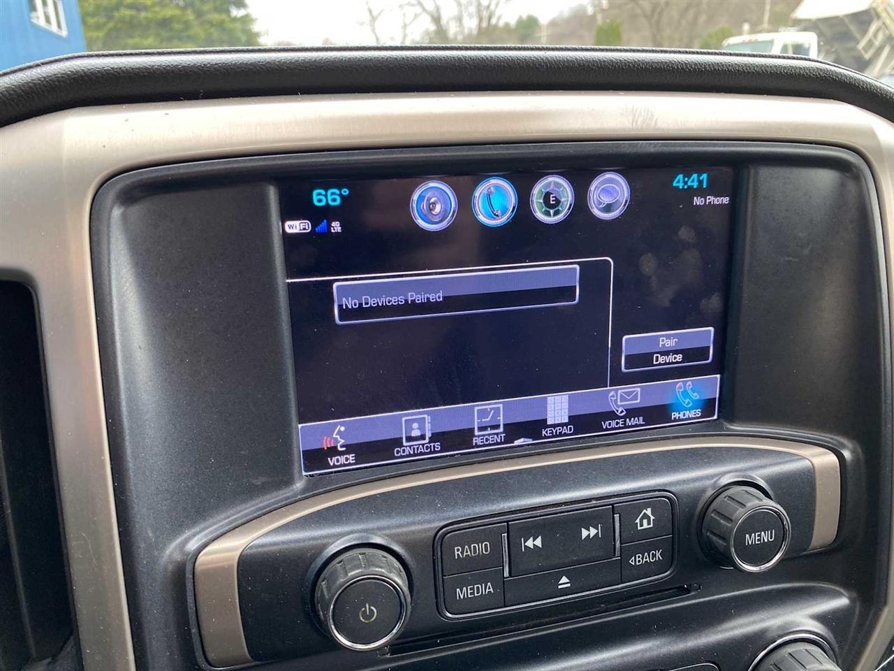 GMC Sierra 3500HD Denali Crew Cab 4WD 2017