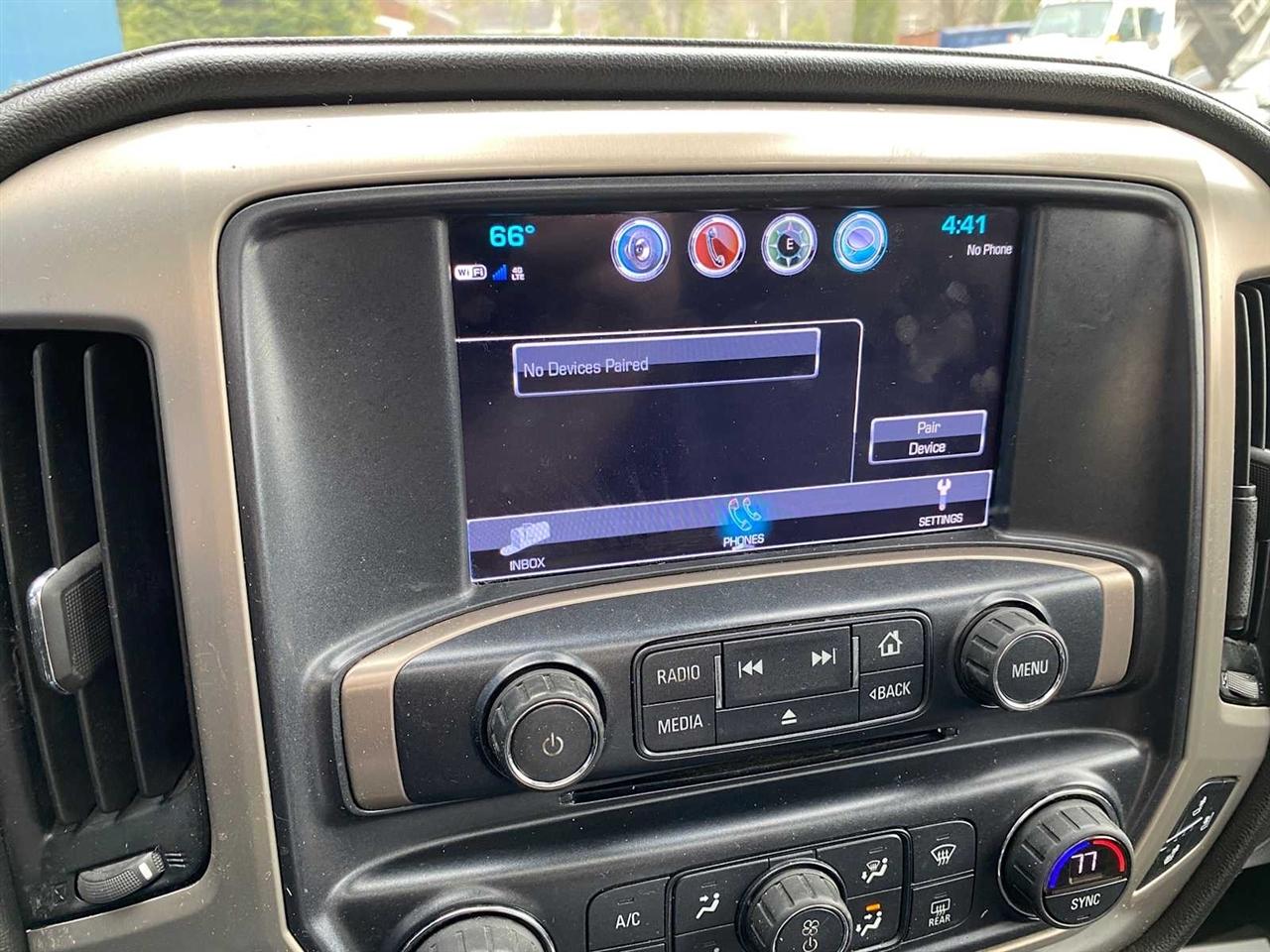 GMC Sierra 3500HD Denali Crew Cab 4WD 2017