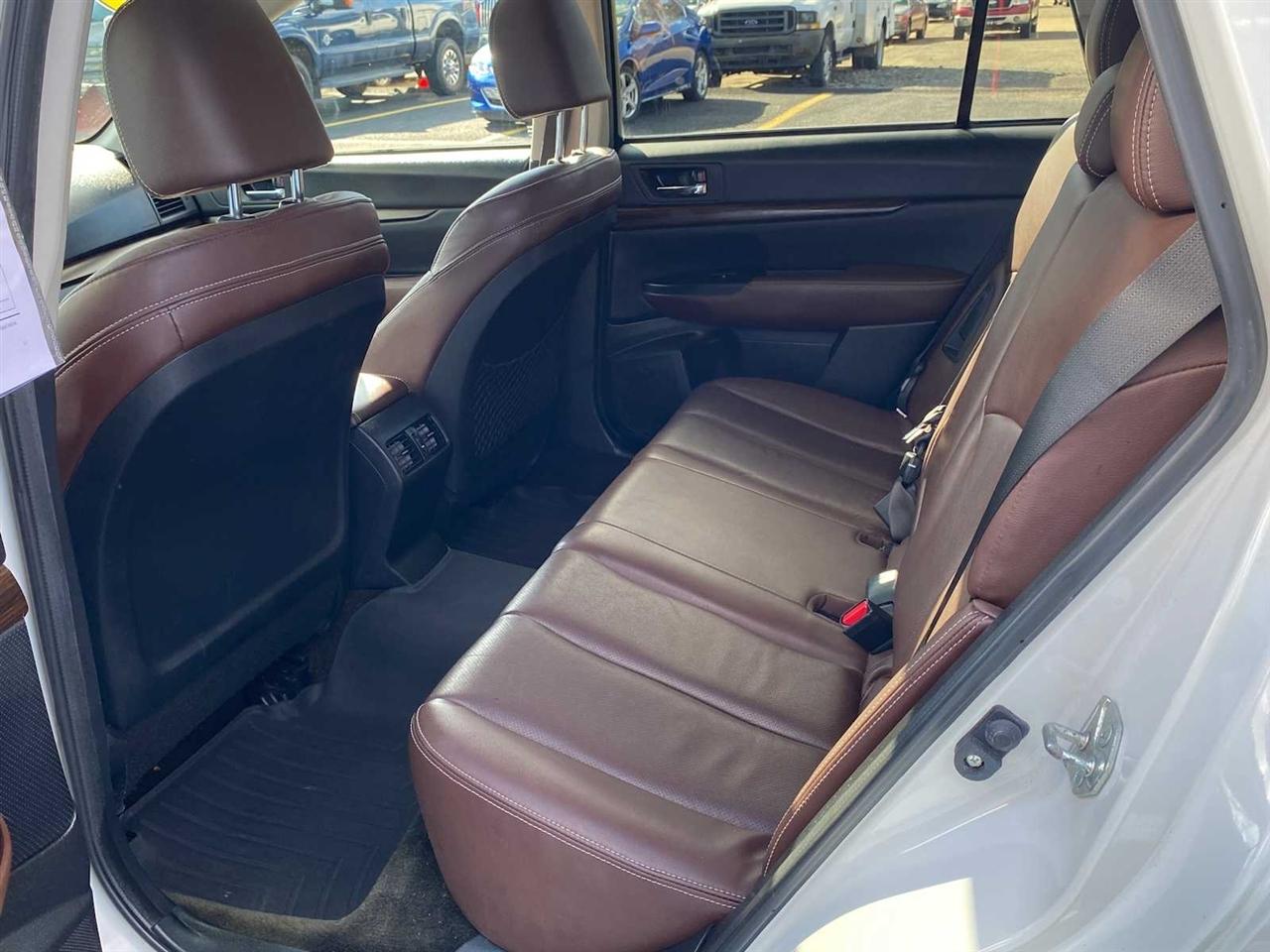 Subaru Outback 2.5i Limited 2013